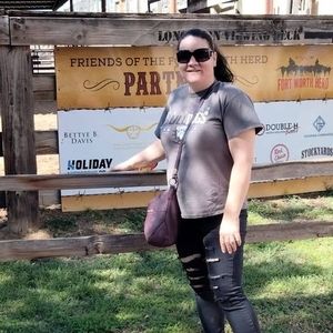 Meet your Posher, Wendy